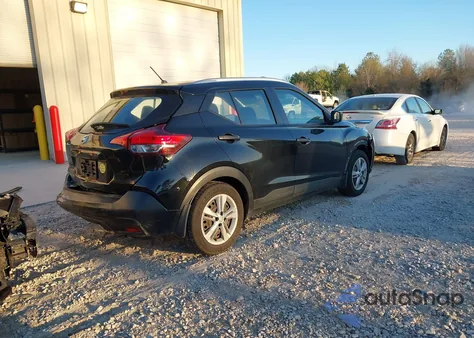 2018 Nissan Kicks S z USA, uszkodzony, nr VIN 3N1CP5CUXJL533646